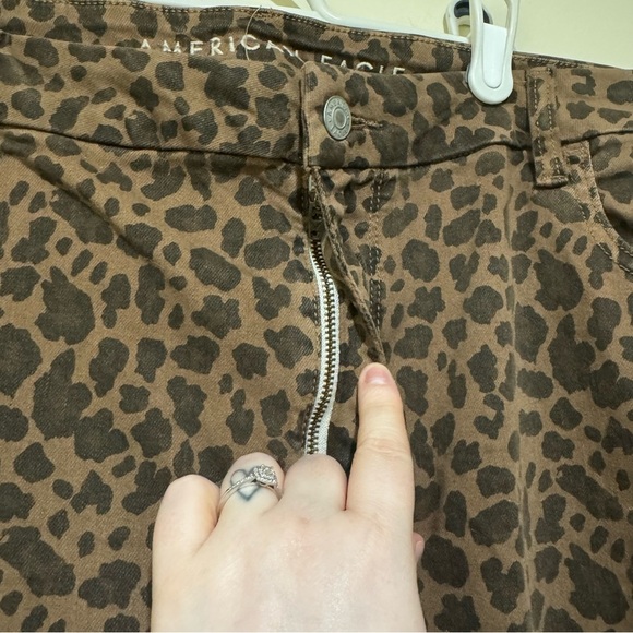 Women’s American Eagle Cheetah Print High Waist Regular Straight Jeans Size 22 - Picture 5 of 16